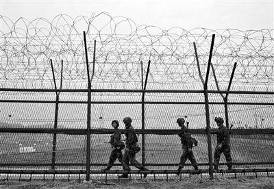 5日，韓國邊境城市坡州，韓國士兵在此巡邏，這里距離軍事分界線不遠(yuǎn)。