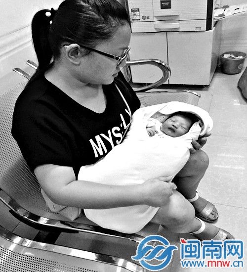 從前天下午到昨天上午，黃小娟一直在幫忙照顧孩子